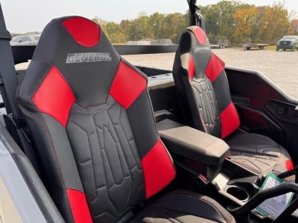 2025 Polaris® General XP 1000 Sport - Image 3
