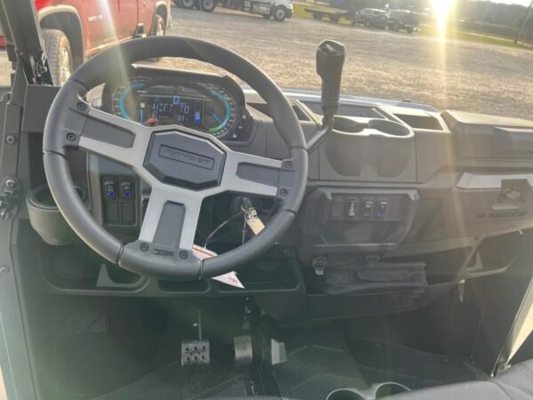 2024 Polaris® Ranger XP Kinetic Premium - Image 5