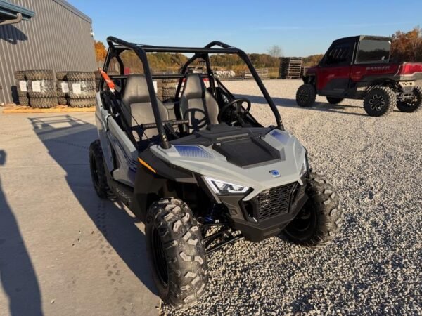 2025 Polaris® RZR 200 EFI - Image 4