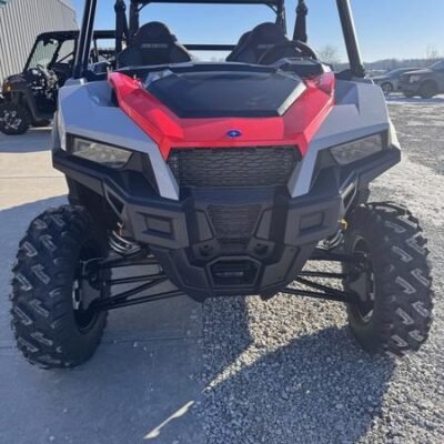 2025 Polaris® General 4 1000 Sport